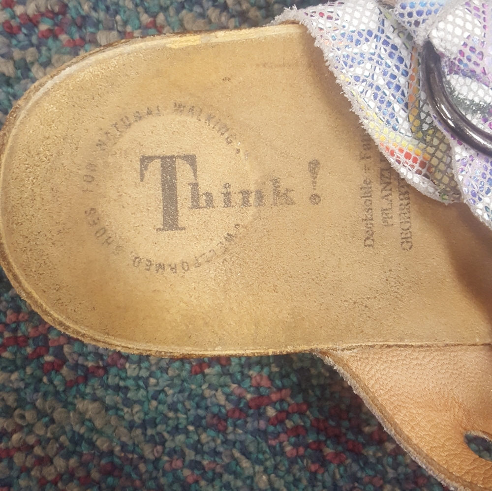 Think! Sandals - Picture 2 of 3